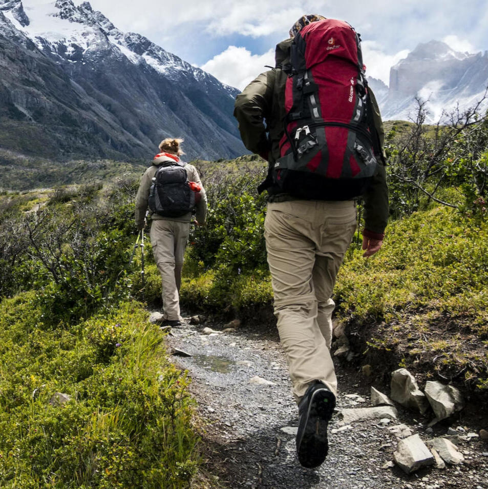 Trekking guiado Pirineo, caminatas guiadas Pirineo, belleza natural Pirineo, rutas de trekking Pirineo, senderismo avanzado Pirineo, excursiones de trekking Pirineo, aventuras de trekking Pirineo, desafíos de senderismo Pirineo, trekking en la montaña Piri